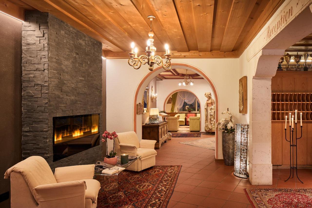 Dolomites Wellness Hotel Savoy La Villa  Εξωτερικό φωτογραφία