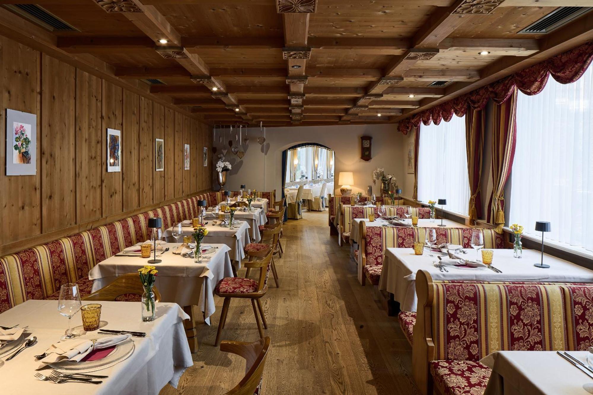 Dolomites Wellness Hotel Savoy La Villa  Εξωτερικό φωτογραφία